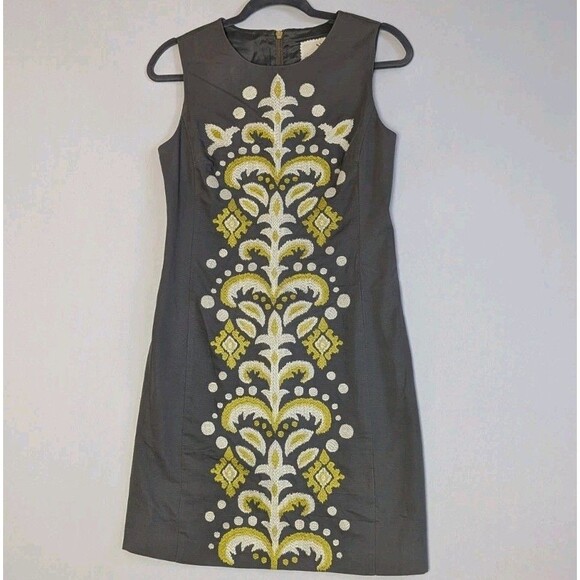 Anthropologie Dresses & Skirts - Anthropologie Embroidered Fountain Shift Dress by Tabitha Women's Sz 4 *Read